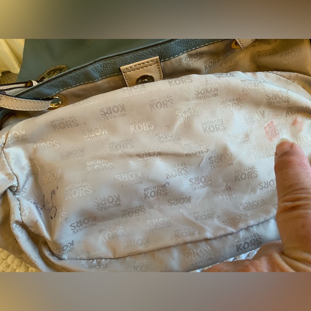 MICHAEL KORS BAG - Picture 14 of 15